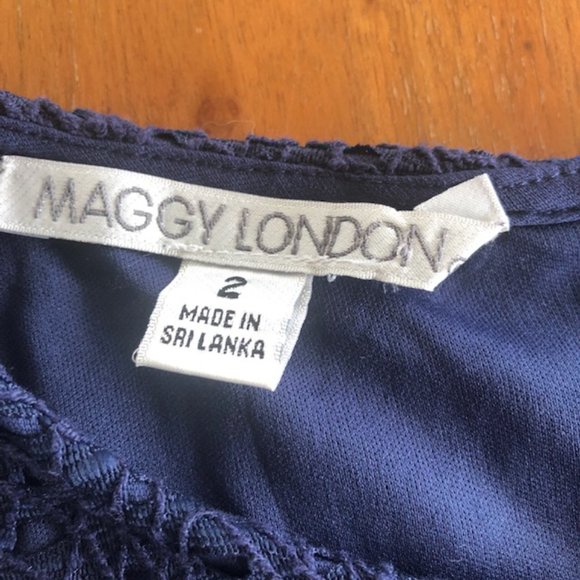 Maggy London Navy Crochet Shift Dress Sz 2‎ - NWT - Picture 6 of 8